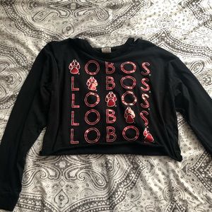 PINK UNM LOBOBS Long Sleeve Crop Top!